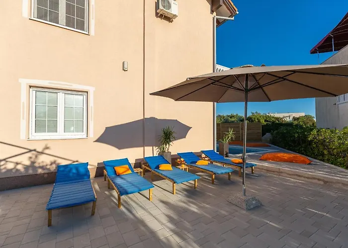 Апартаменты 